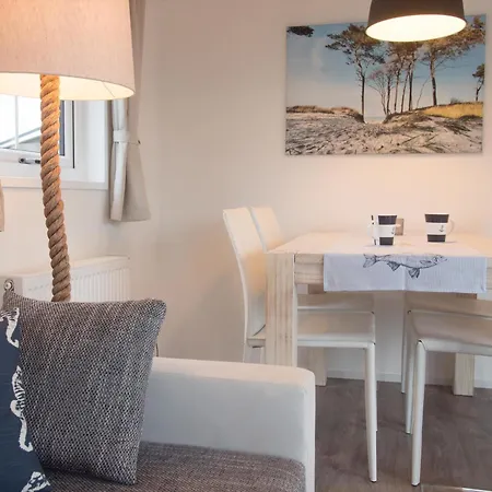 Pier98 25 Nyaraló *